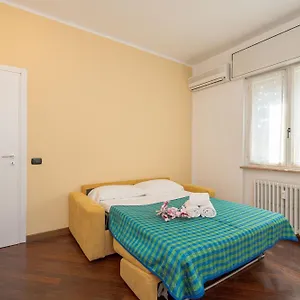 Station's Apartment